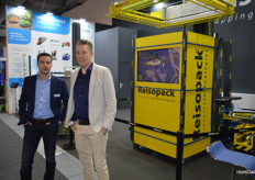 Nick Groenewegen and Sander Zuidgeest combined their booth with Reisopack. The newest models of binding machines were showed.